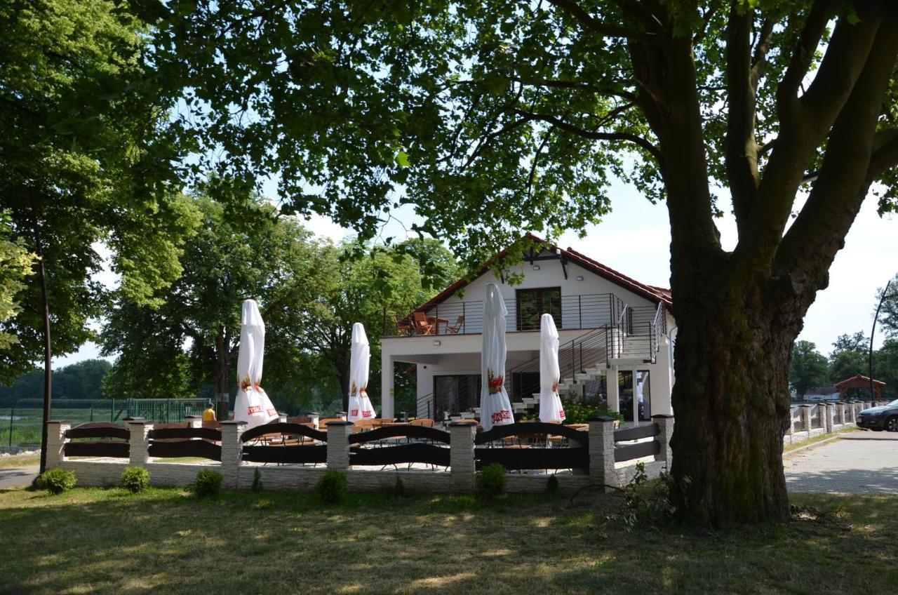 Pod Kotwica Bed and Breakfast Nowa Sol Exteriör bild