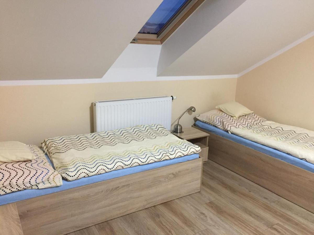 Pod Kotwica Bed and Breakfast Nowa Sol Exteriör bild